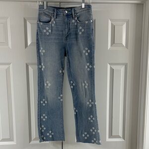 J Crew Point Sur 11” Kick Out Crop Jeans. Floral Pattern. Great Condition!